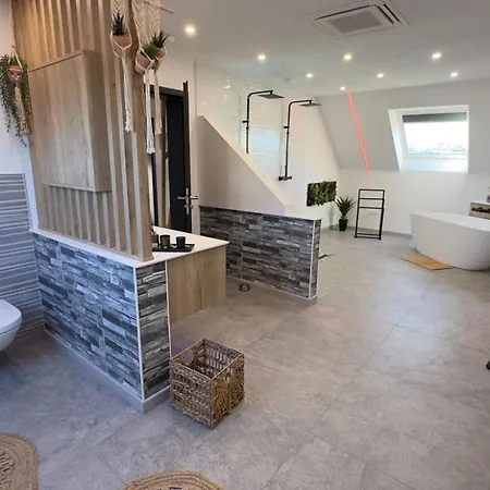 Maison Chez Nounou Sauna Jacuzzi Jardin Arbore Non Cloture * Etting