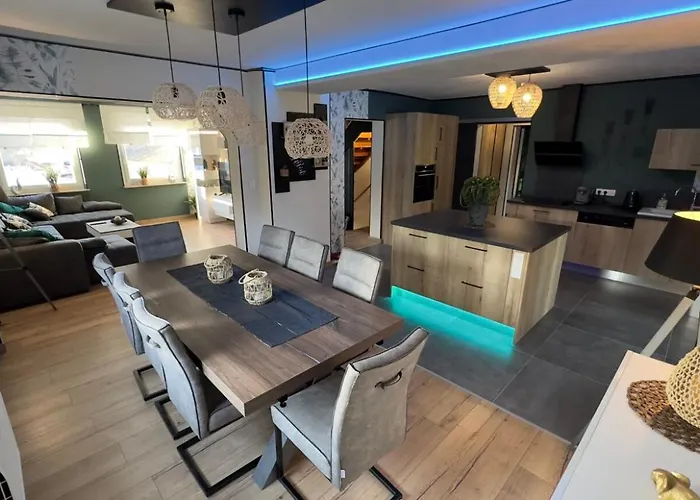 Maison Chez Nounou Sauna Jacuzzi Jardin Arbore Non Cloture